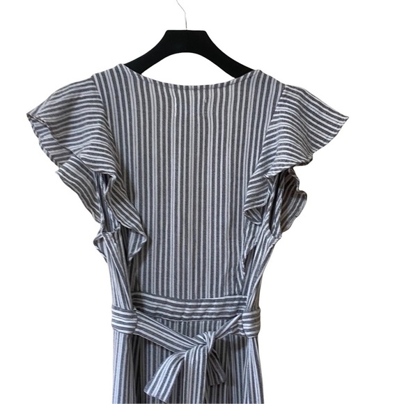 Lost and Wander ‘Kika’ Grey Striped Button-Up Midi Dress - Picture 6 of 10